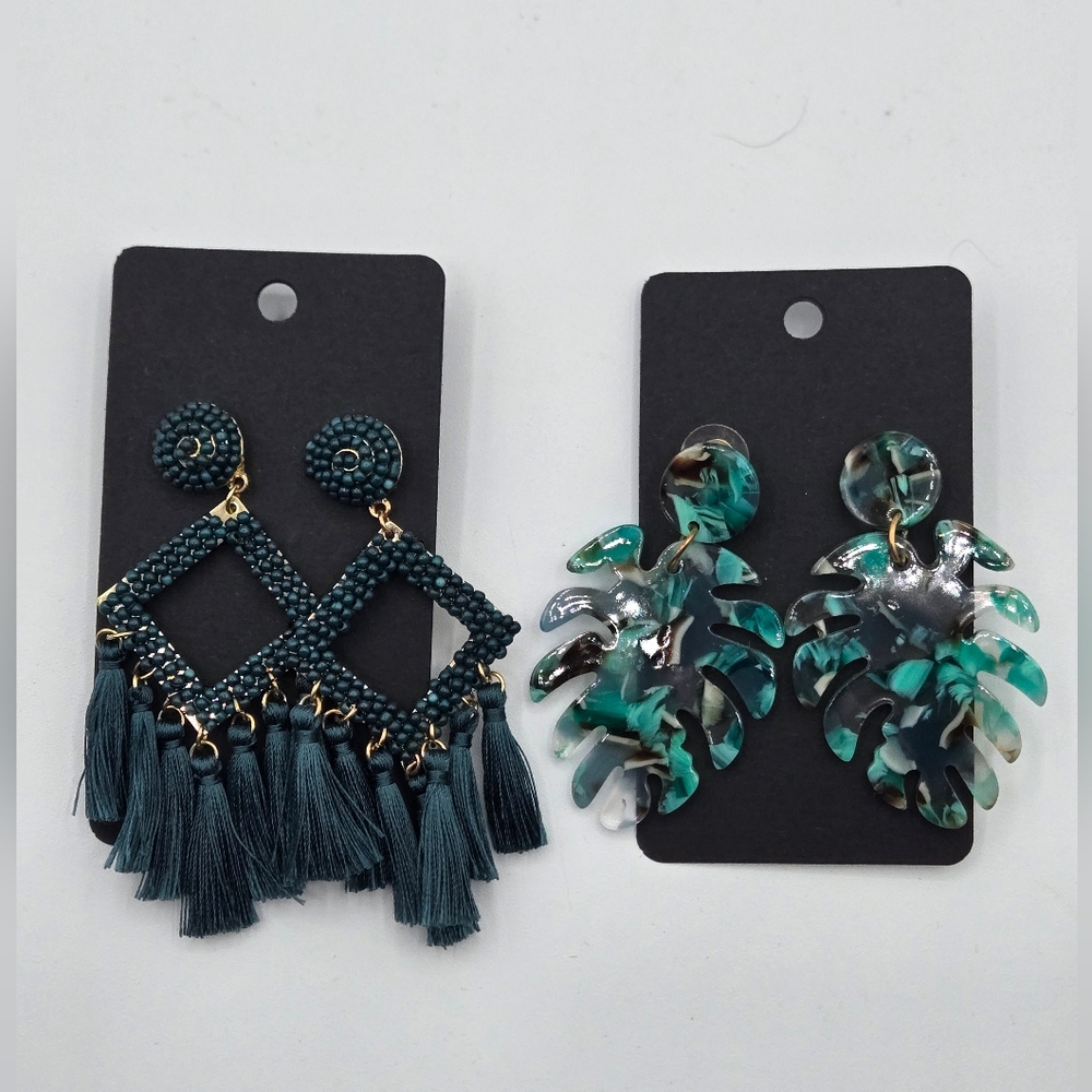 FASHION Earrings Teal Gold Acrylic Tropical Beaded Light Weight